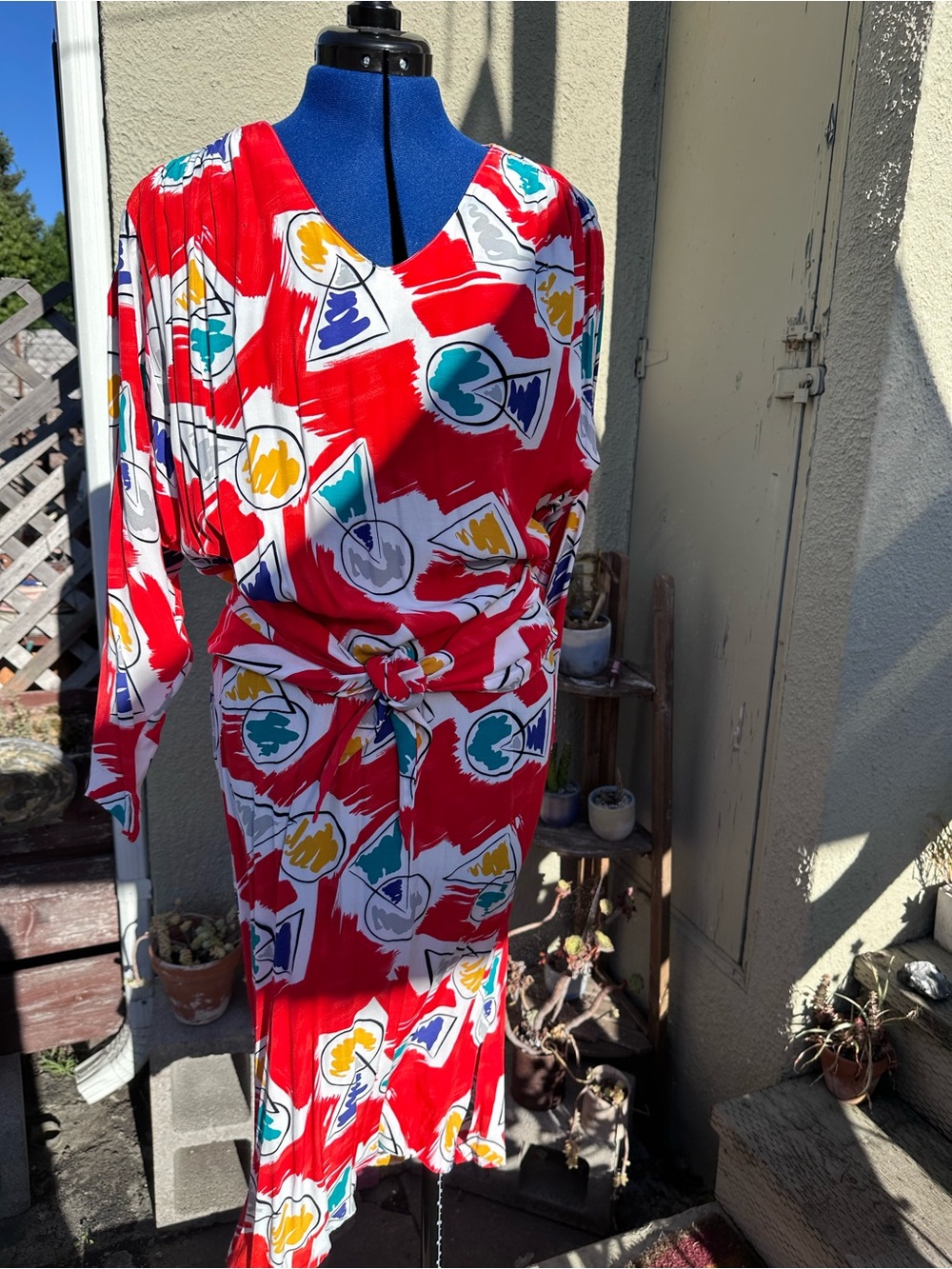 Vintage 80’s Bold Red Abstract Geometric Print Tie-Waist Dress